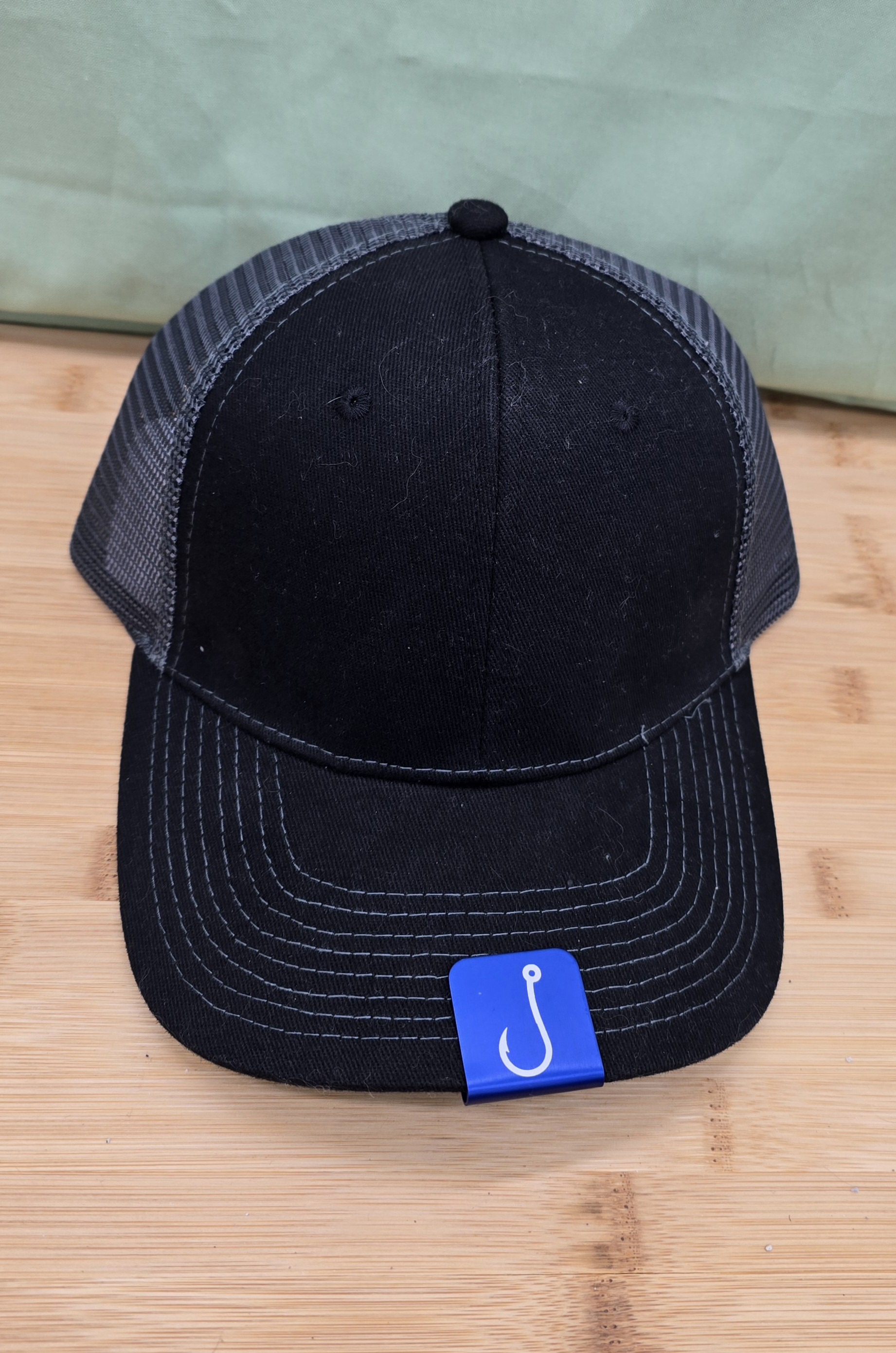 Hatclip